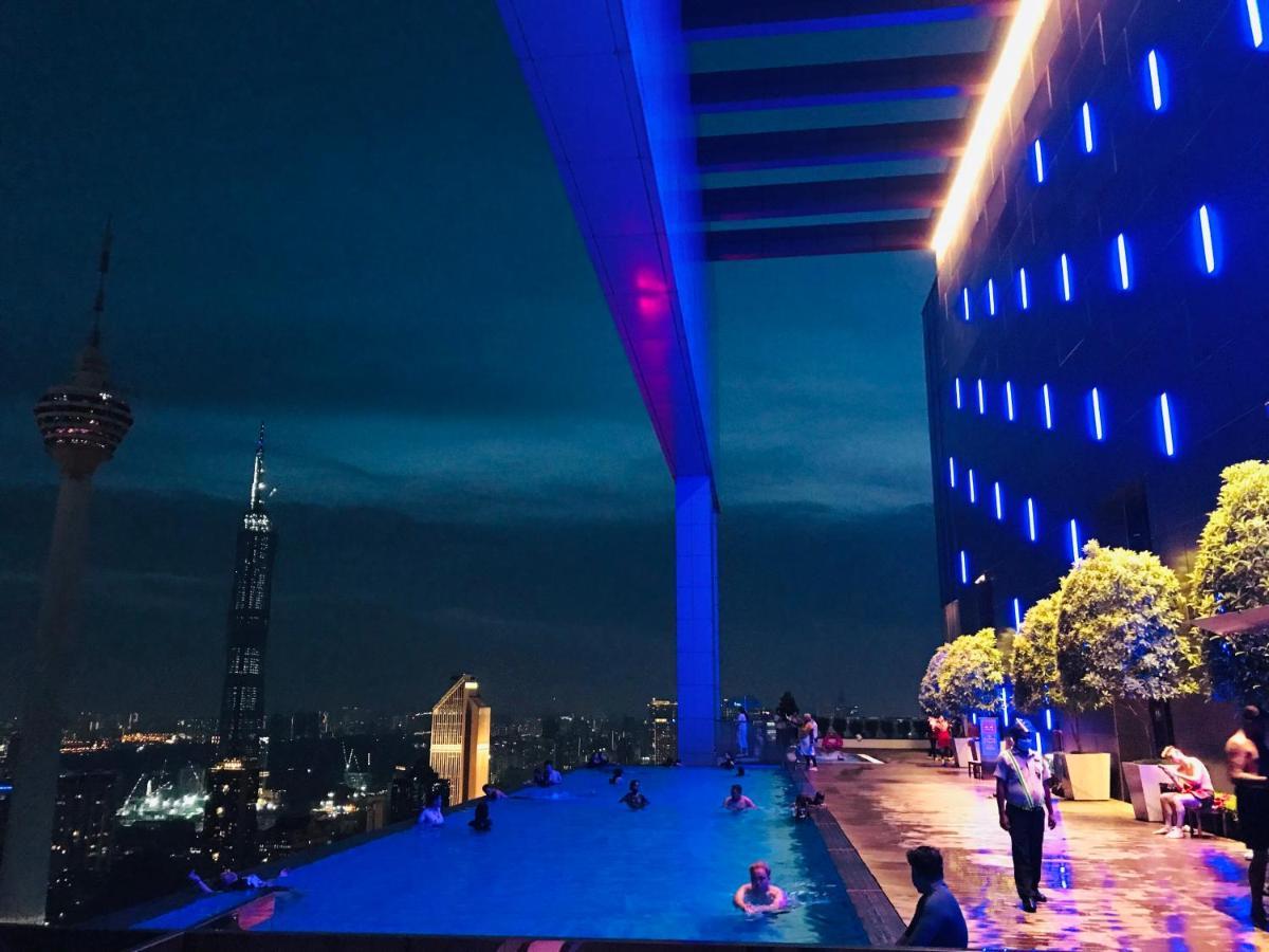 The Platinum Klcc By Cozy White Apartment Kuala Lumpur Bagian luar foto