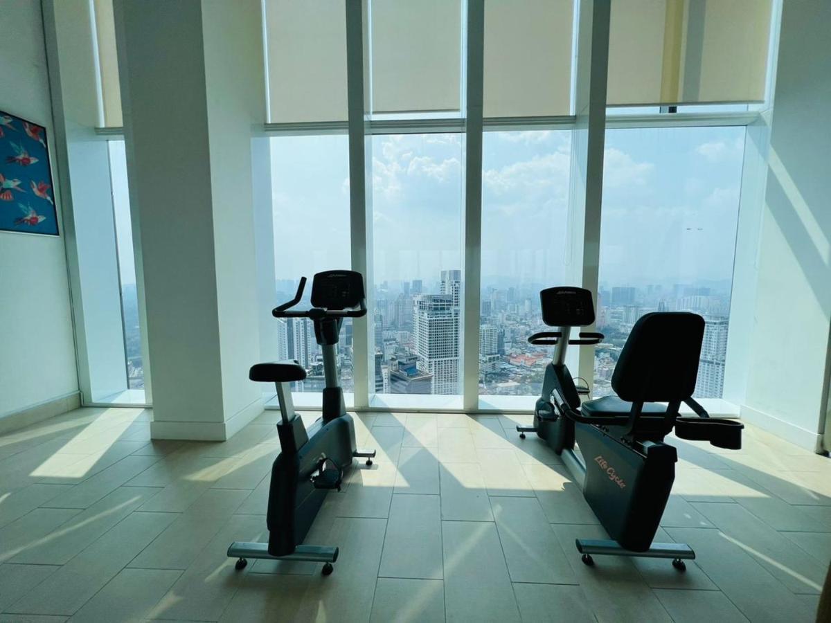 The Platinum Klcc By Cozy White Apartment Kuala Lumpur Bagian luar foto