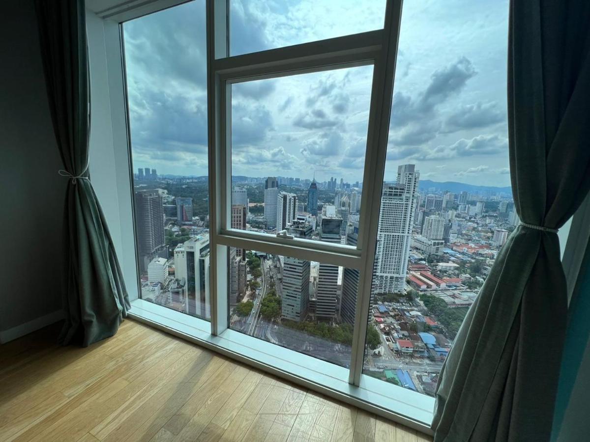 The Platinum Klcc By Cozy White Apartment Kuala Lumpur Bagian luar foto