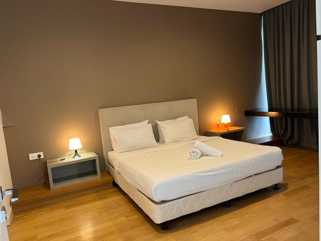 The Platinum Klcc By Cozy White Apartment Kuala Lumpur Bagian luar foto