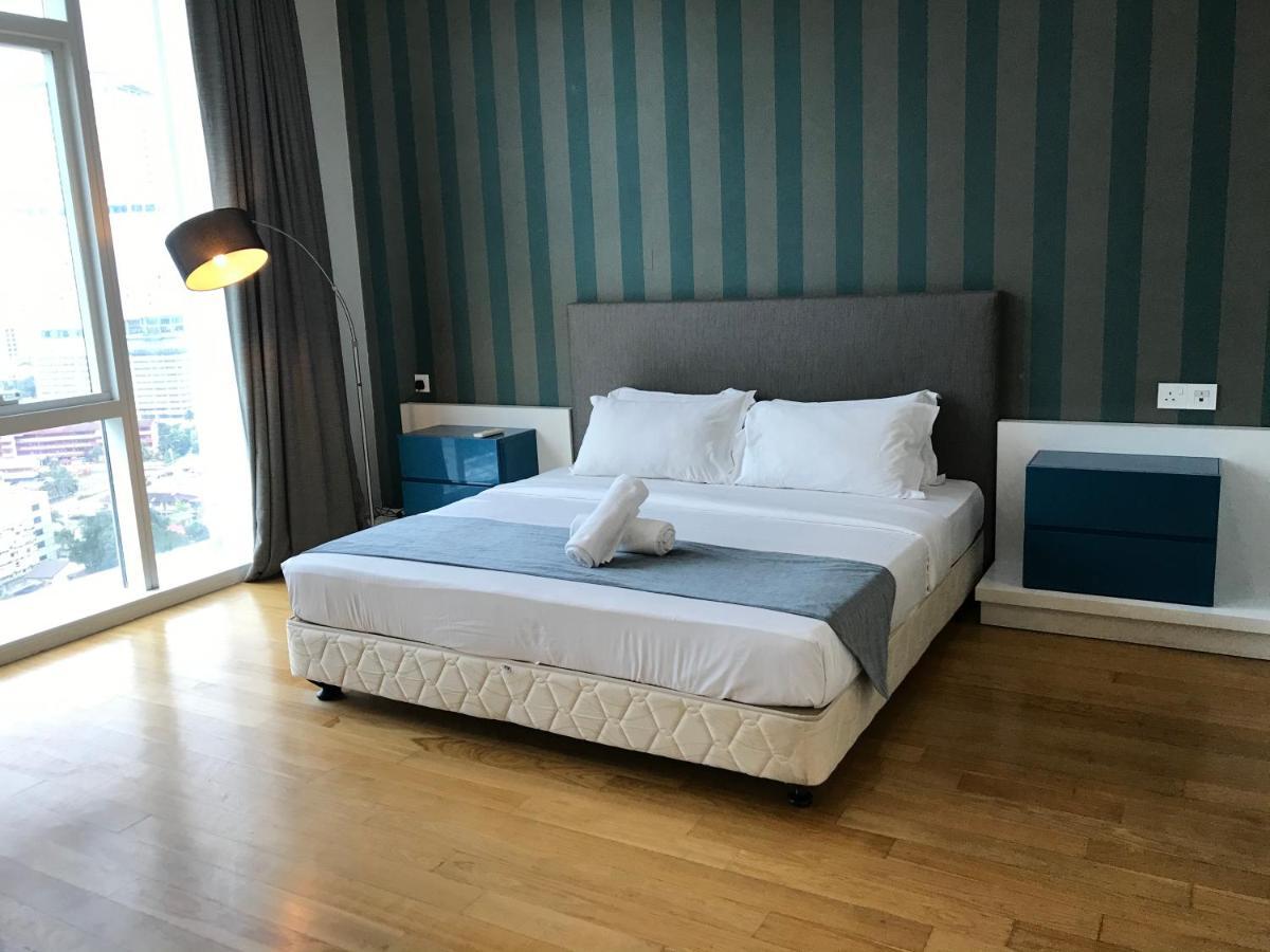 The Platinum Klcc By Cozy White Apartment Kuala Lumpur Bagian luar foto