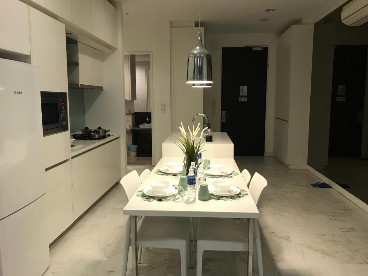 The Platinum Klcc By Cozy White Apartment Kuala Lumpur Bagian luar foto