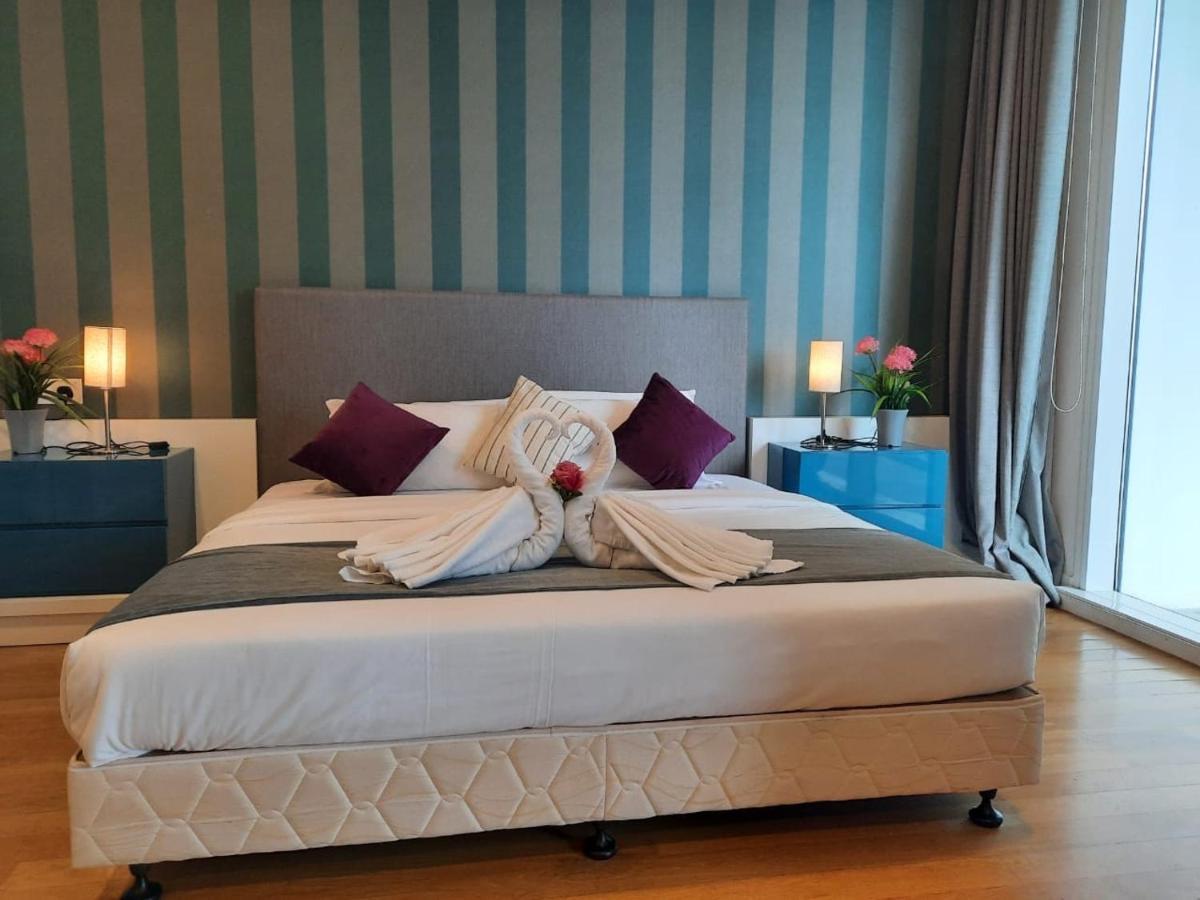 The Platinum Klcc By Cozy White Apartment Kuala Lumpur Bagian luar foto