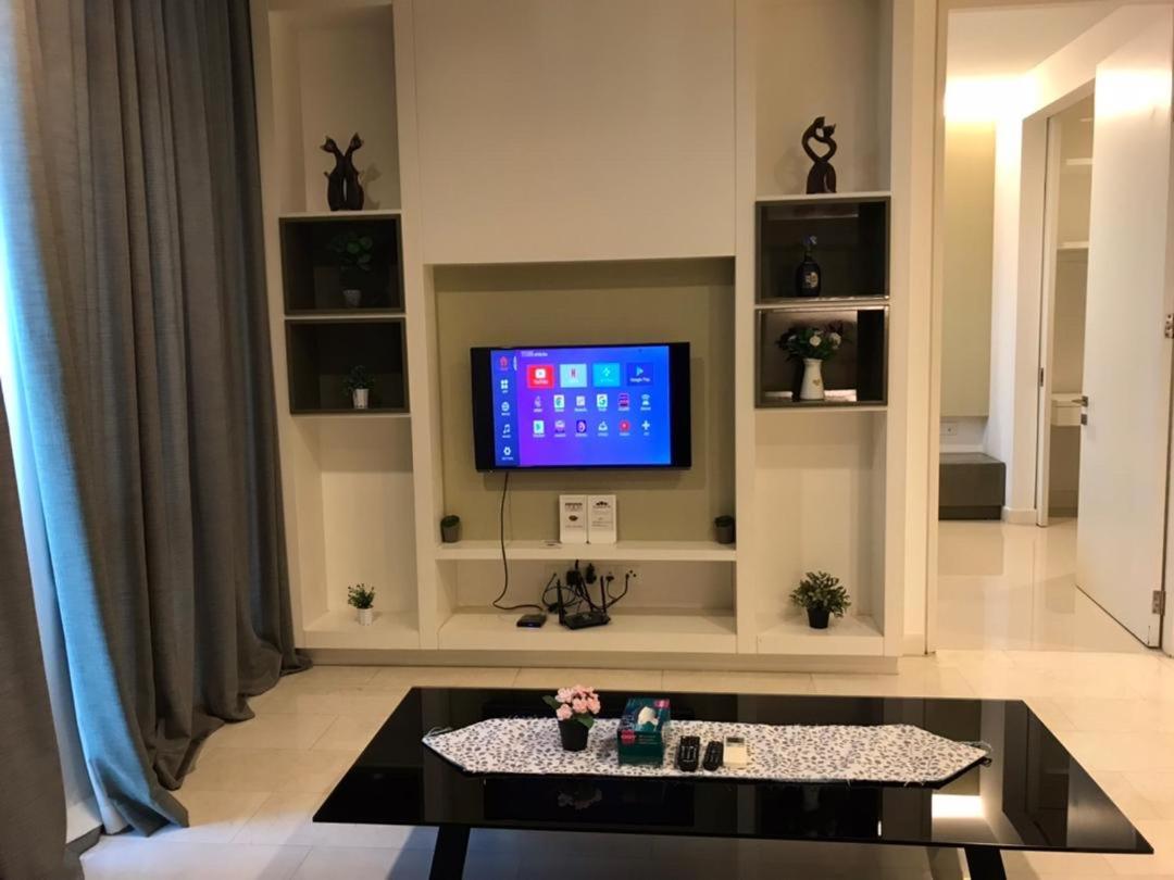 The Platinum Klcc By Cozy White Apartment Kuala Lumpur Bagian luar foto